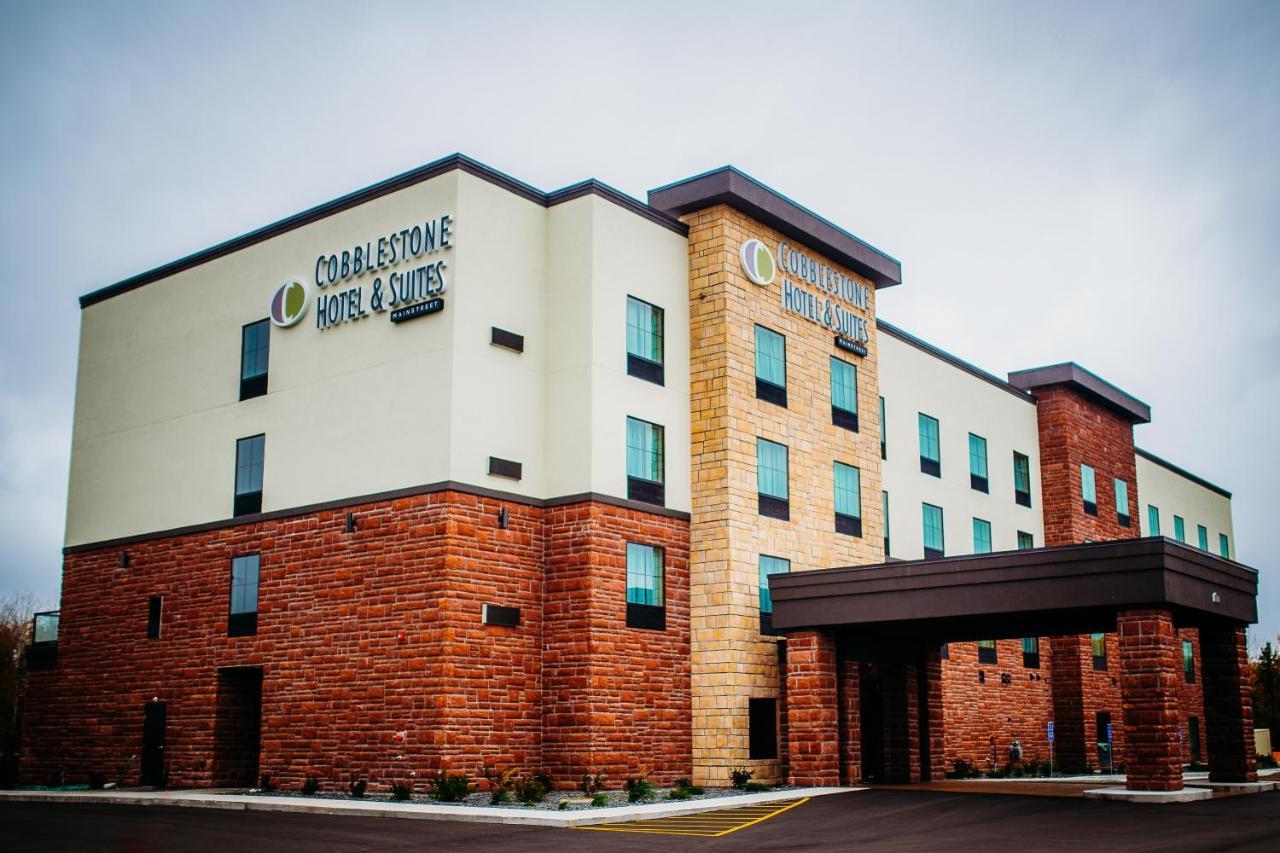 Cobblestone Hotel & Suites 인터내셔널 폴스 외부 사진
