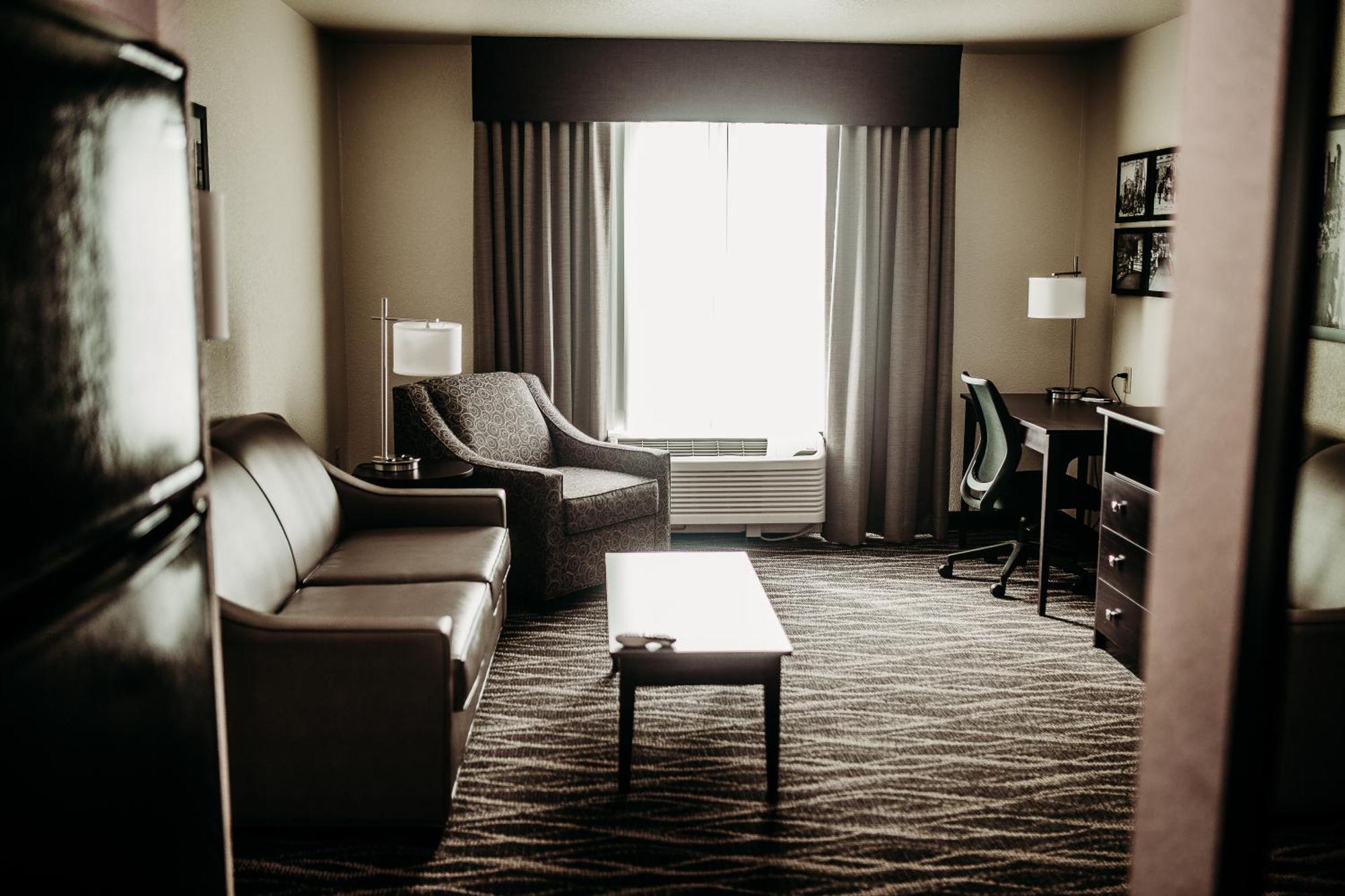Cobblestone Hotel & Suites 인터내셔널 폴스 외부 사진